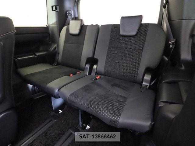 Toyota VOXY 2020-11 370402-6