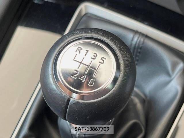 Mazda MAZDA3 2022-06 363286-2