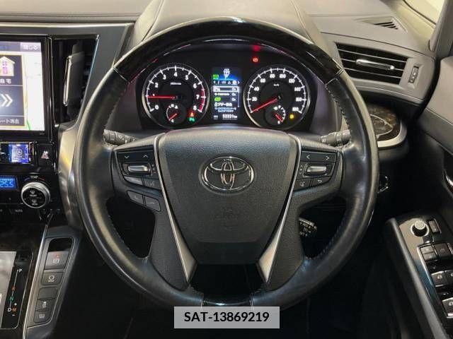 Toyota ALPHARD 2016-11 374179-12