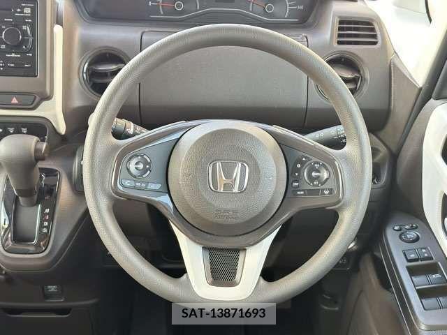 Honda N BOX 2022-02 341228-7