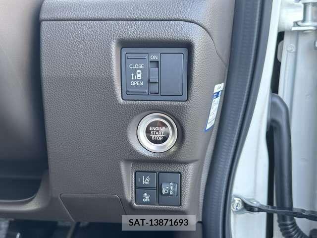 Honda N BOX 2022-02 341228-17