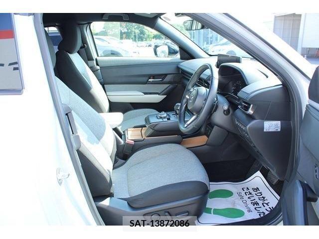 Mazda MX-30 2021-11 364362-8