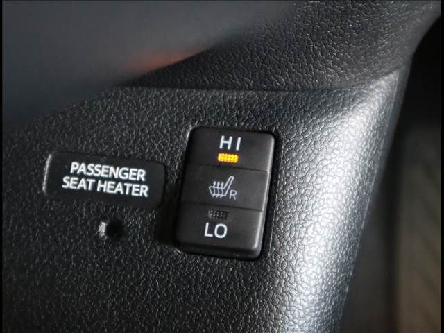 Toyota PRIUS 2018-11 18469-19