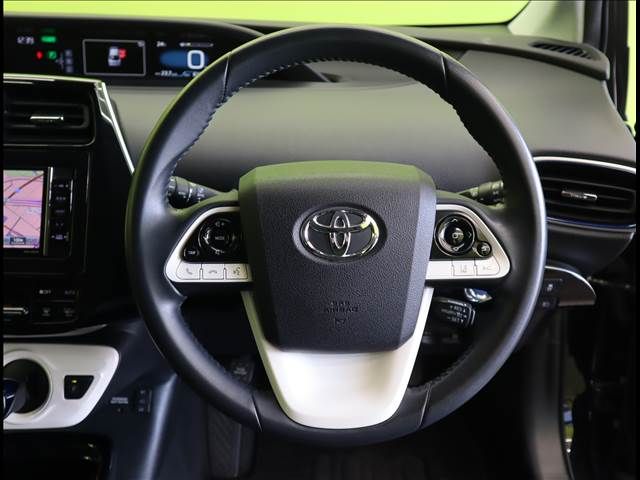 Toyota PRIUS 2018-11 18469-7