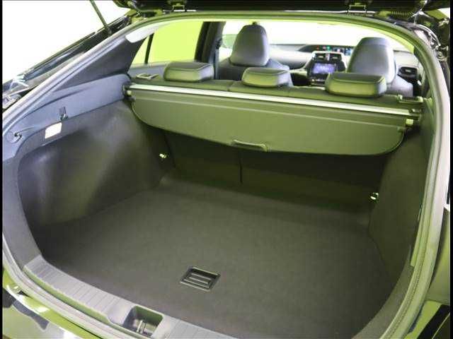 Toyota PRIUS 2018-11 18469-29
