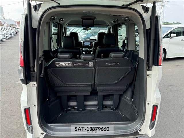 Honda STEP WGN 2016-12 368807-18
