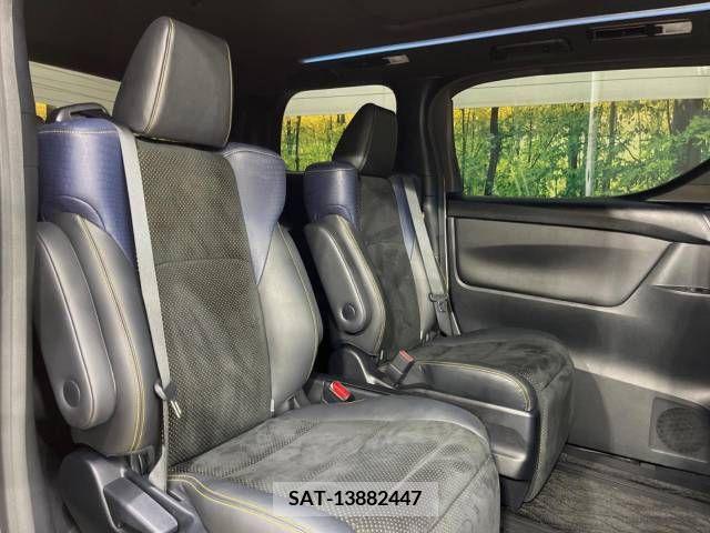 Toyota VELLFIRE 2017-10 337434-9
