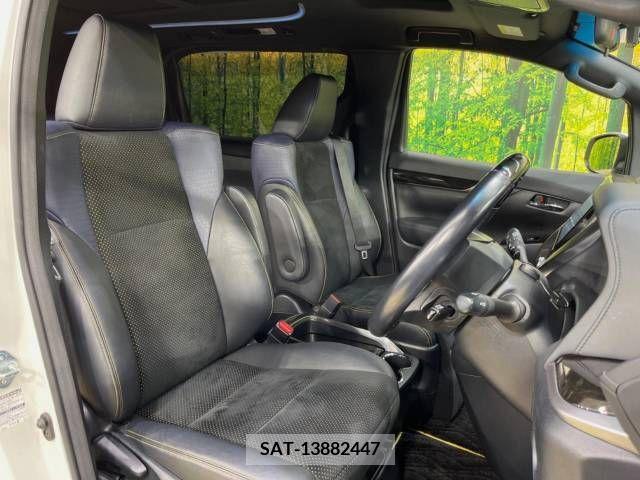 Toyota VELLFIRE 2017-10 337434-8