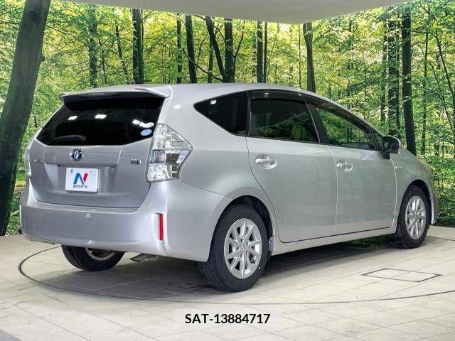 Toyota PRIUS ALPHA 2011-07 384130-17