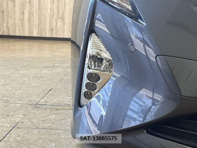 Toyota PRIUS 2016-06 345167-26