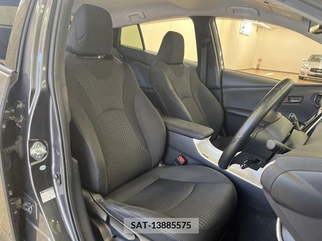 Toyota PRIUS 2016-06 345167-9