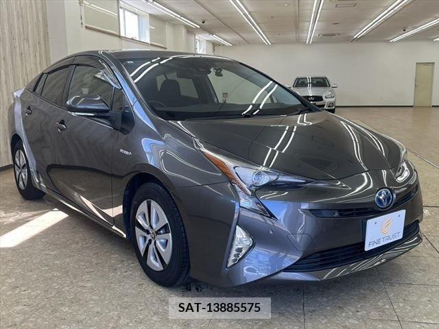 Toyota PRIUS 2016-06 345167-17