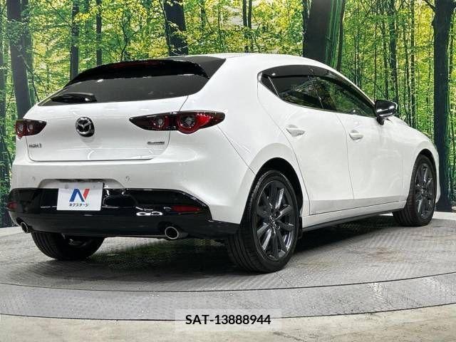 Mazda MAZDA3 2021-11 205477-17