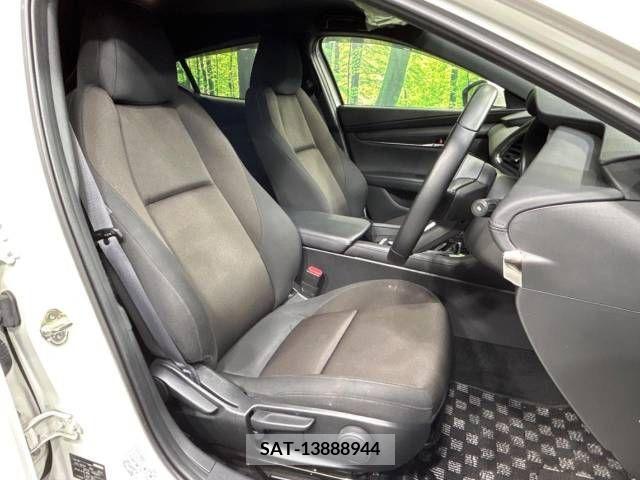 Mazda MAZDA3 2021-11 205477-8