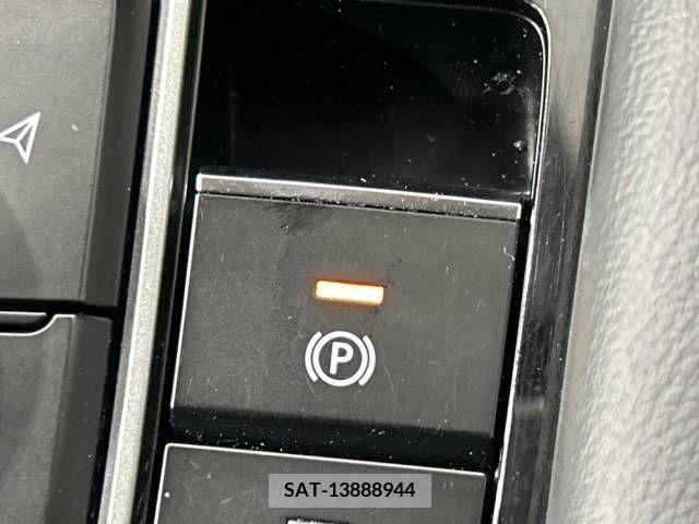 Mazda MAZDA3 2021-11 205477-6