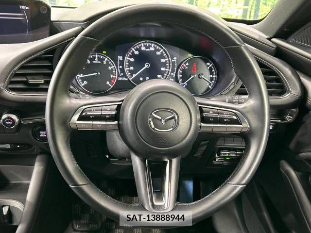 Mazda MAZDA3 2021-11 205477-11