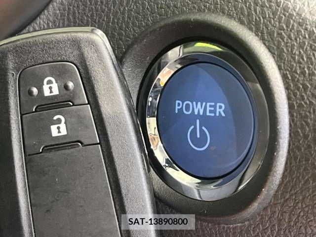 Toyota C-HR 2019-08 396049-7