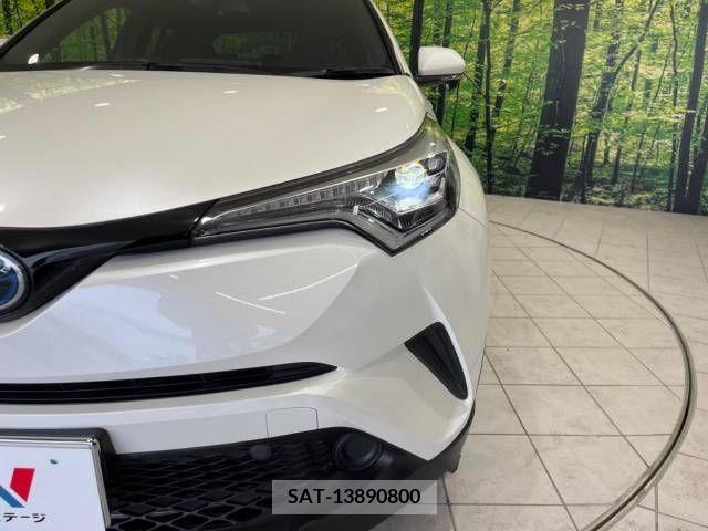 Toyota C-HR 2019-08 396049-12