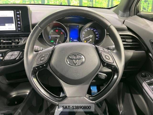 Toyota C-HR 2019-08 396049-11