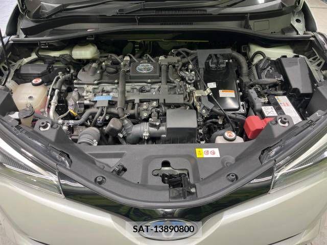 Toyota C-HR 2019-08 396049-18