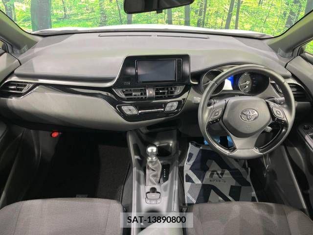 Toyota C-HR 2019-08 396049-1