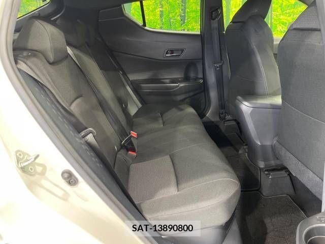 Toyota C-HR 2019-08 396049-9