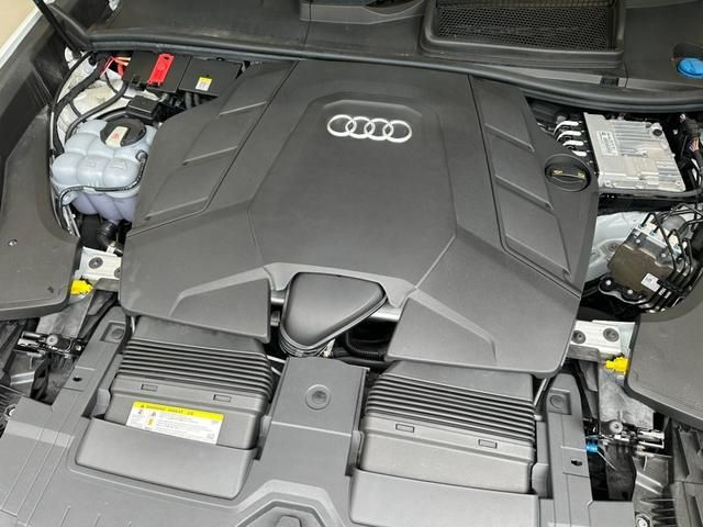 Audi Q8 2020-06 6799-20