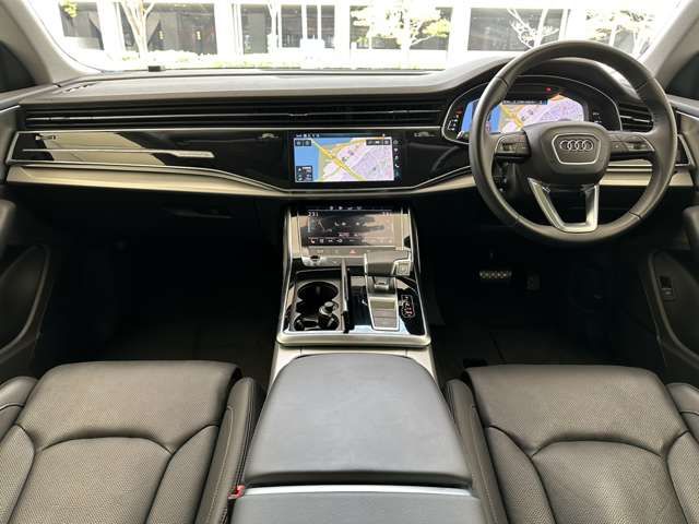Audi Q8 2020-06 6799-7