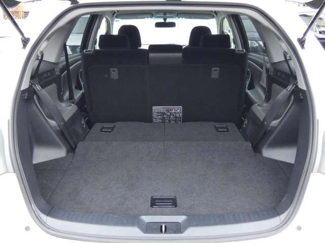 Toyota MARK X ZIO 2012-01 186109-28