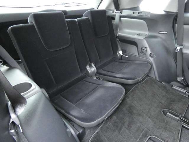 Toyota MARK X ZIO 2012-01 186109-26