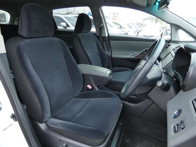 Toyota MARK X ZIO 2012-01 186109-22