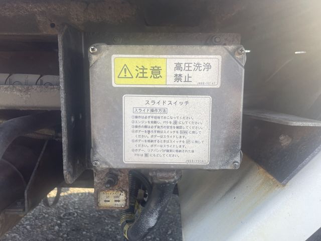 Hino DUTRO 2011-05 193203-11
