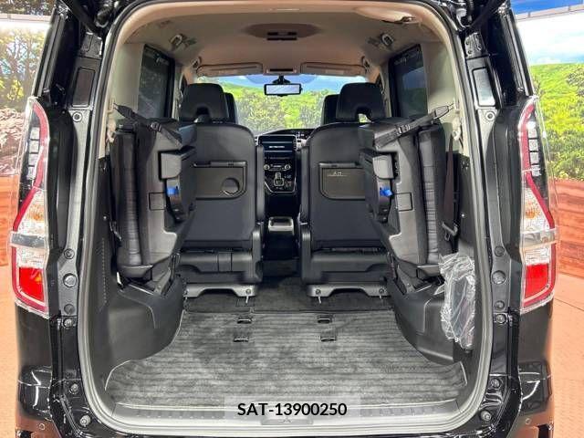 Nissan SERENA 2019-09 325057-12