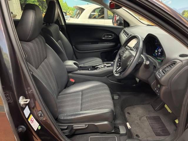 Honda VEZEL 2014-01 28765-8
