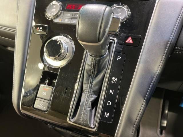 Mitsubishi DELICA D5 2019-03 20861-19