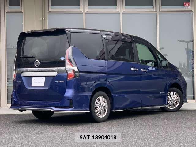 Nissan SERENA 2021-06 325101-1