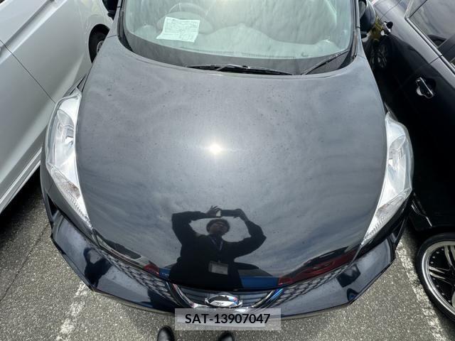 Nissan JUKE 2011-07 274059-7