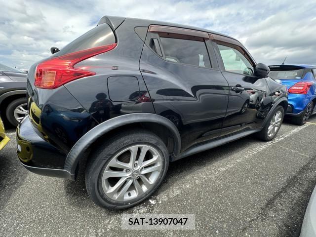 Nissan JUKE 2011-07 274059-4
