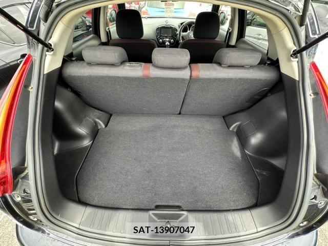 Nissan JUKE 2011-07 274059-23