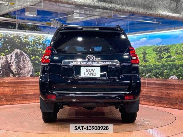 Toyota LAND CRUISER PRADO 2023-10 362378-15