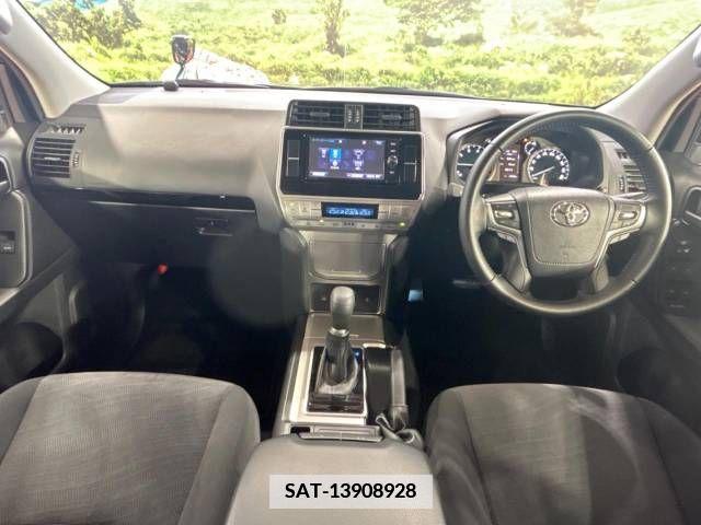 Toyota LAND CRUISER PRADO 2023-10 362378-1