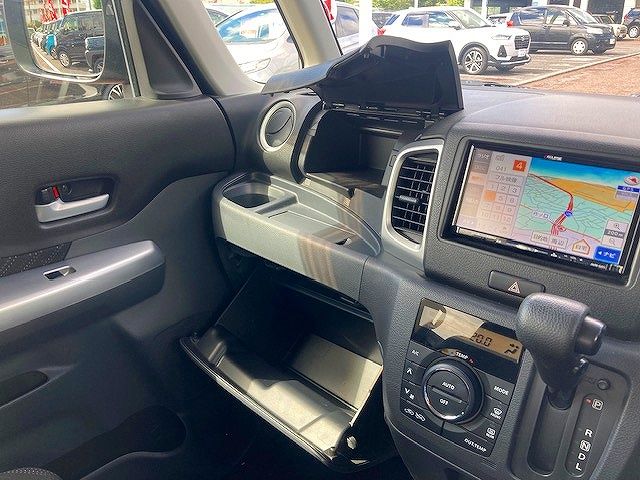 Suzuki SPACIA 2016-06 22530-23