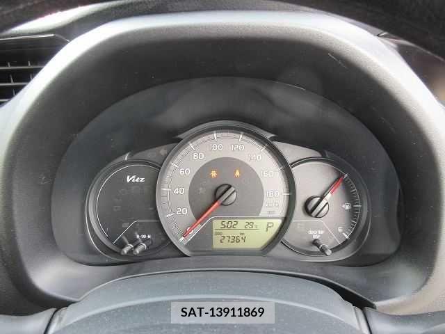 Toyota VITZ 2018-03 200479-4