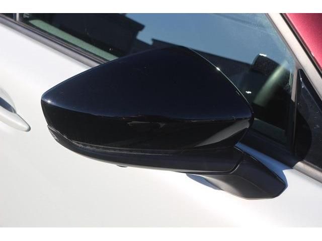 Mazda MX-30 2020-12 19422-6