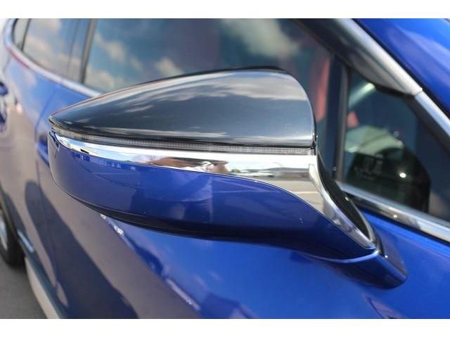 Lexus UX 2019-04 25266-6