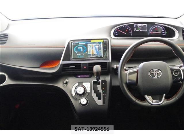 Toyota SIENTA 2017-12 202748-1