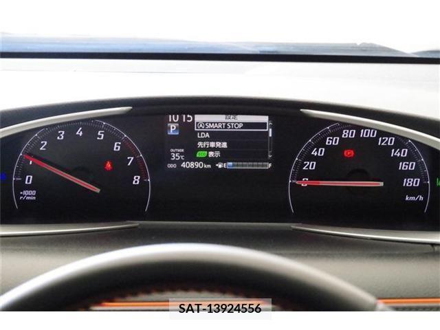 Toyota SIENTA 2017-12 202748-8