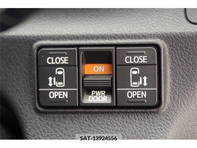 Toyota SIENTA 2017-12 202748-3