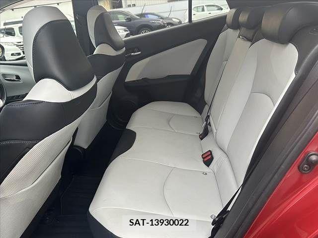 Toyota PRIUS 2016-07 283049-18