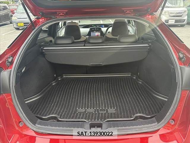 Toyota PRIUS 2016-07 283049-19